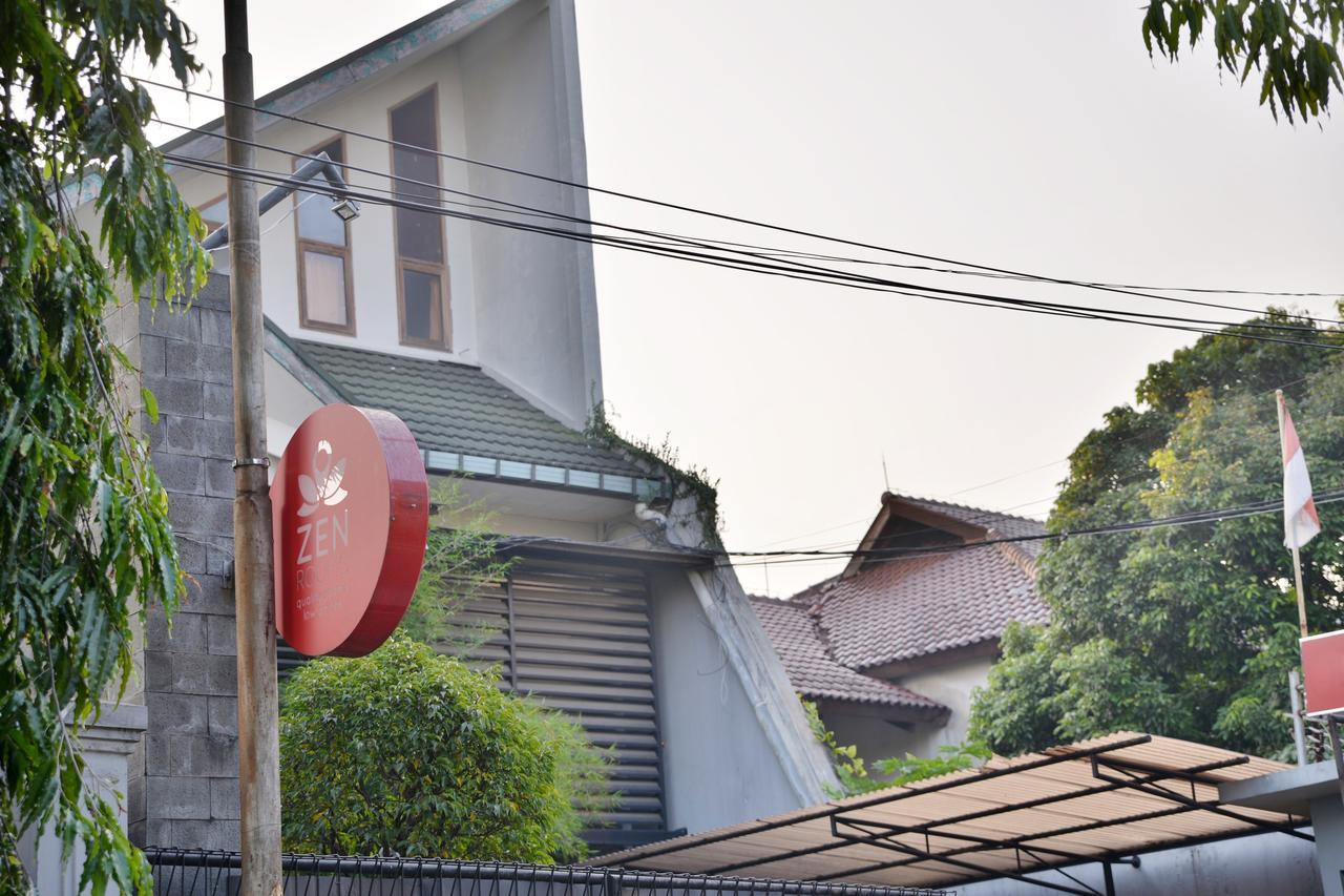 Zen Rooms Cipedes Tengah บันดุง ภายนอก รูปภาพ